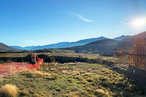 Photo of property in 11a Double Cone Road, Jacks Point, Queenstown, 9371