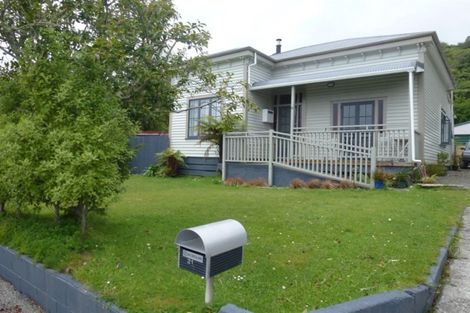 Photo of property in 21 Kilgour Road, Greymouth, 7805