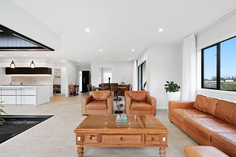 Photo of property in 17 Riverside Way, Ngaruawahia, Huntly, 3771