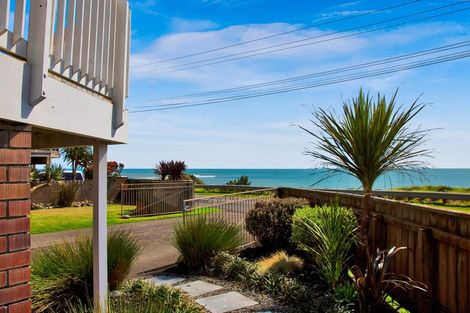 Photo of property in 1 Tiromoana Crescent, Bell Block, New Plymouth, 4312