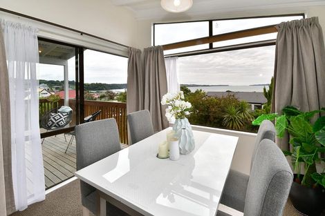 Photo of property in 14 Carmen Terrace, Snells Beach, 0920