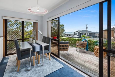 Photo of property in 80 Deep Creek Road, Torbay, Auckland, 0630