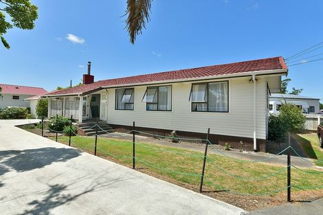 Photo of property in 200 Parkhurst Road, Parakai, 0830