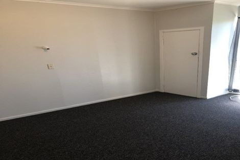 Photo of property in 11 Farnworth Avenue, Holdens Bay, Rotorua, 3010