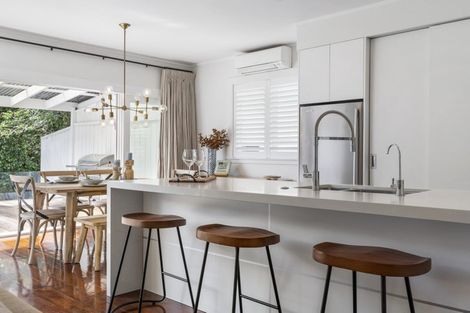 Photo of property in 17 West End Road, Herne Bay, Auckland, 1022