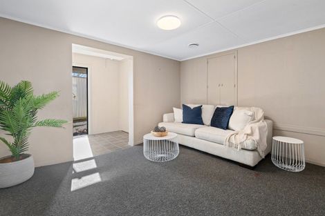 Photo of property in 21 Victory Street, Welcome Bay, Tauranga, 3112