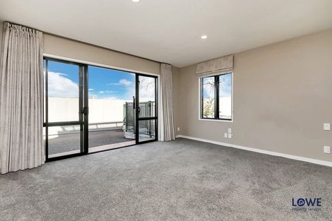Photo of property in 1a Bournemouth Terrace, Murrays Bay, Auckland, 0630