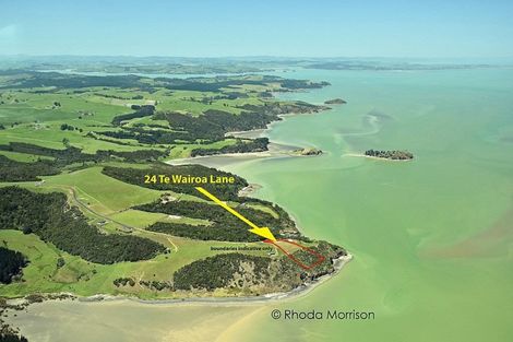 Photo of property in 24 Te Wairoa Lane, Tinopai, 0593