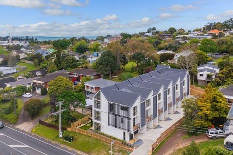 Photo of property in 12 Pipi Place, Browns Bay, Auckland, 0630