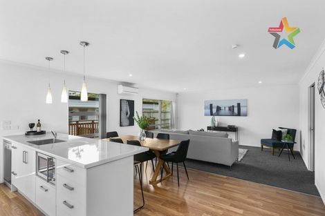 Photo of property in 17 Cresswell Place, Johnsonville, Wellington, 6037