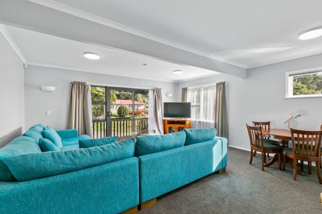 Photo of property in 7 Cardiff Crescent, Cannons Creek, Porirua, 5024