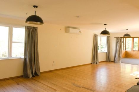 Photo of property in 50 Melrose Road, Island Bay, Wellington, 6023