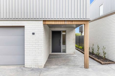 Photo of property in 2/12 Killarney Road, Frankton, Hamilton, 3204