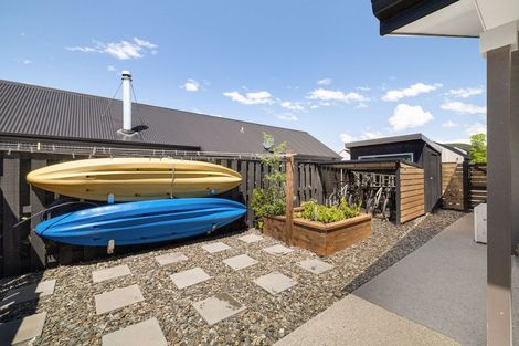 Photo of property in 12 Sawdon Street, Wanaka, 9305