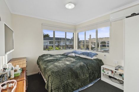 Photo of property in 15 Josie Lane, Manurewa, Auckland, 2102