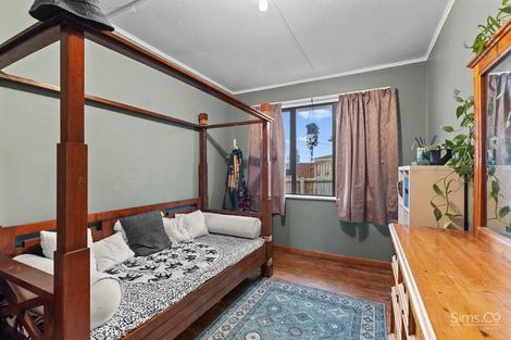 Photo of property in 8 Omori Place, Castlecliff, Whanganui, 4501