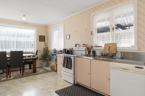 Photo of property in 83a Windsor Road, Bellevue, Tauranga, 3110