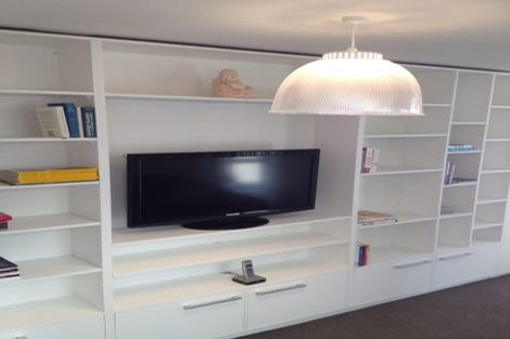 Photo of property in 17 Howard Road, Northcote, Auckland, 0627