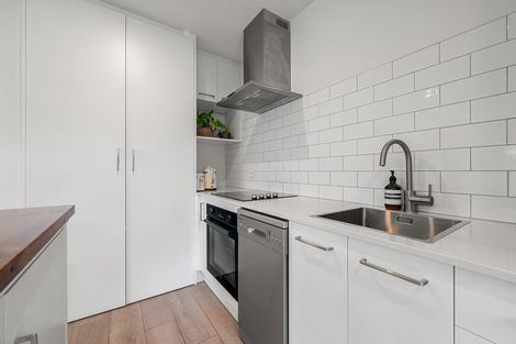 Photo of property in 4/15 Domett Street, Waltham, Christchurch, 8023