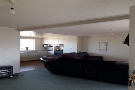 Photo of property in 221 Queens Drive, Windsor, Invercargill, 9810