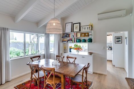 Photo of property in 15 Kopanga Road, Havelock North, 4130