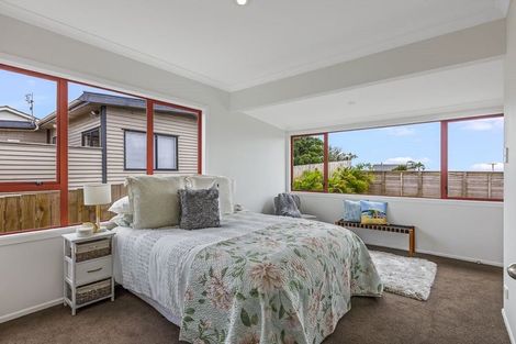 Photo of property in 167 Vipond Road, Stanmore Bay, Whangaparaoa, 0932