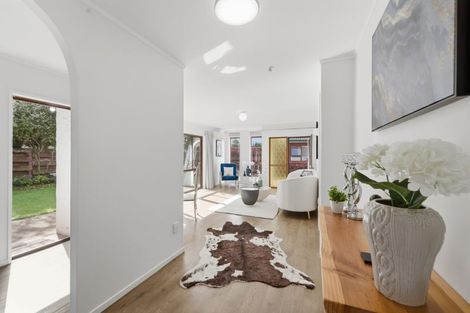 Photo of property in 20b Ashdown Place, Pahurehure, Papakura, 2113