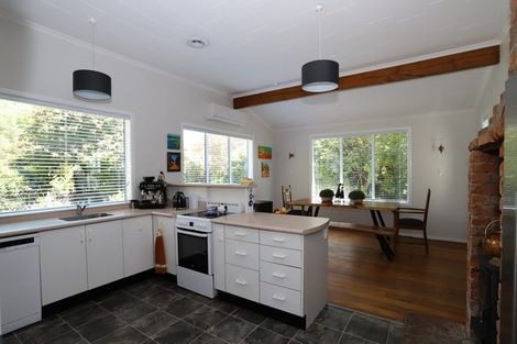 Photo of property in 25 Portia Street, Stratford, 4332