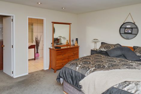 Photo of property in 617 Johns Road, Harewood, Christchurch, 8051