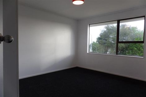 Photo of property in 2/185a Royal Road, Massey, Auckland, 0614
