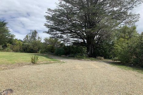 Photo of property in 17 Oruawharo Road, Topuni, Wellsford, 0975