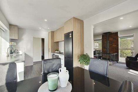 Photo of property in 24 Woodend Road, Woodend, 7610