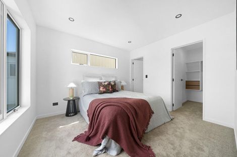 Photo of property in 17 Muir Avenue, Mangere Bridge, Auckland, 2022