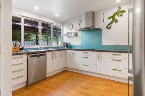 Photo of property in 28 Iles Road, Lynmore, Rotorua, 3010