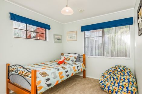 Photo of property in 10 Pitoitoi Street, Otaihanga, Paraparaumu, 5036
