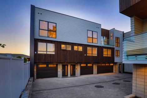 Photo of property in 67c Lake Road, Devonport, Auckland, 0624