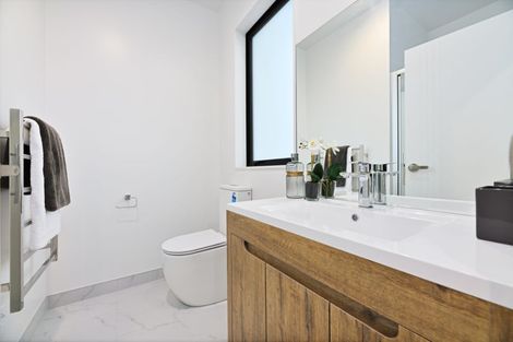 Photo of property in 1/42 Woodside Road, Massey, Auckland, 0614