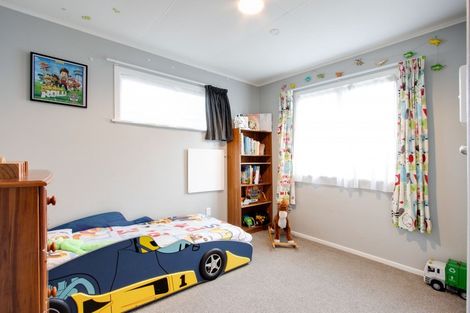 Photo of property in 135 Riverbend Road, Onekawa, Napier, 4110