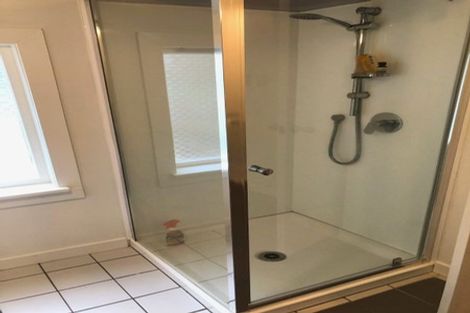 Photo of property in 6 Pitarua Street, Thorndon, Wellington, 6011