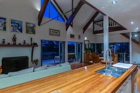 Photo of property in 838 Puketona Road, Haruru, 0204