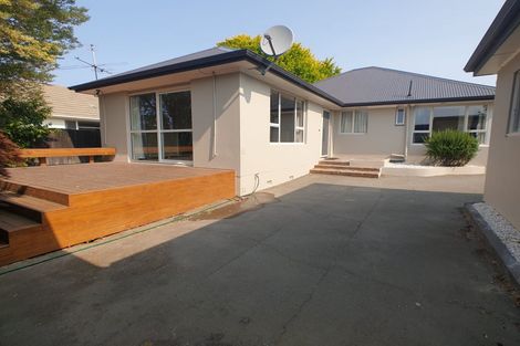 Photo of property in 37 Acacia Avenue, Upper Riccarton, Christchurch, 8041