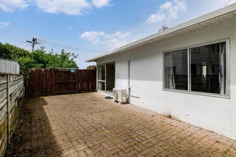 Photo of property in 4a Kent Crescent, Awapuni, Palmerston North, 4412