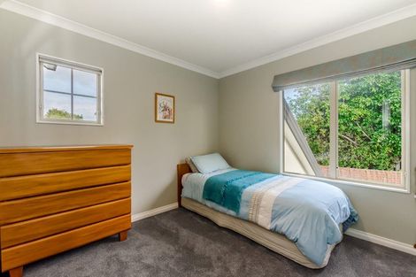 Photo of property in 80 Guildford Drive, Paraparaumu, 5032