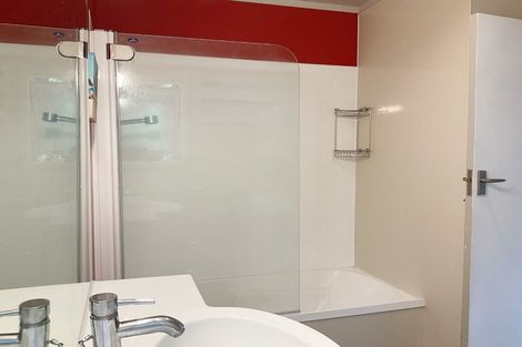 Photo of property in 11 Upper Cross Street, Raglan, 3225