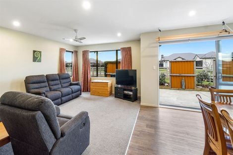 Photo of property in 2 Colebrook Drive, Rolleston, 7614