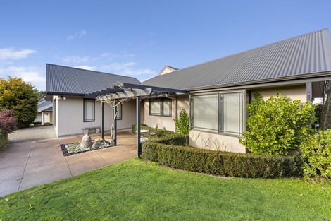 Photo of property in 24 Ursula Drive, Feilding, 4702