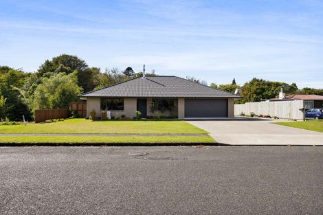 Photo of property in 50 Oberon Street, Stratford, 4332
