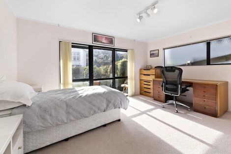 Photo of property in 32a Agra Crescent, Khandallah, Wellington, 6035