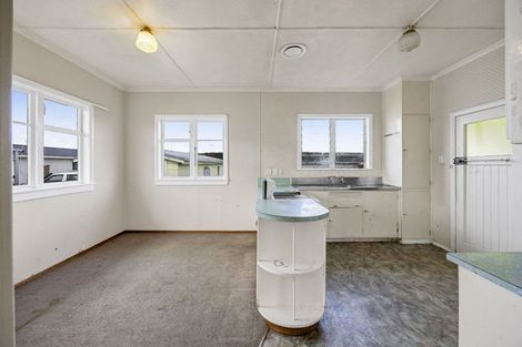Photo of property in 78 Waihi Road, Hawera, 4610
