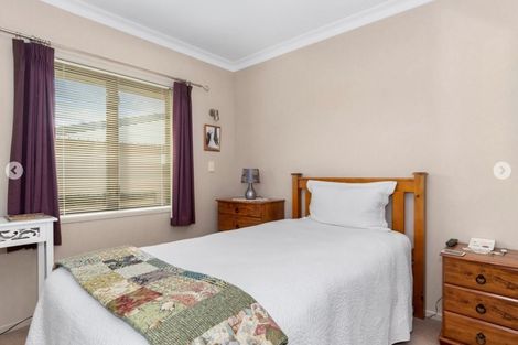 Photo of property in 2 Pemberton Crescent, Greerton, Tauranga, 3112